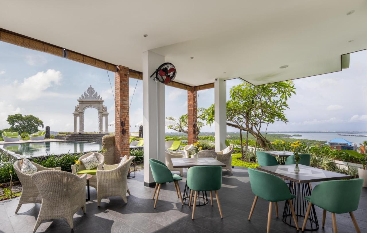 Giri Bhagawan Villas & Spa Νούσα Ντούα Εξωτερικό φωτογραφία