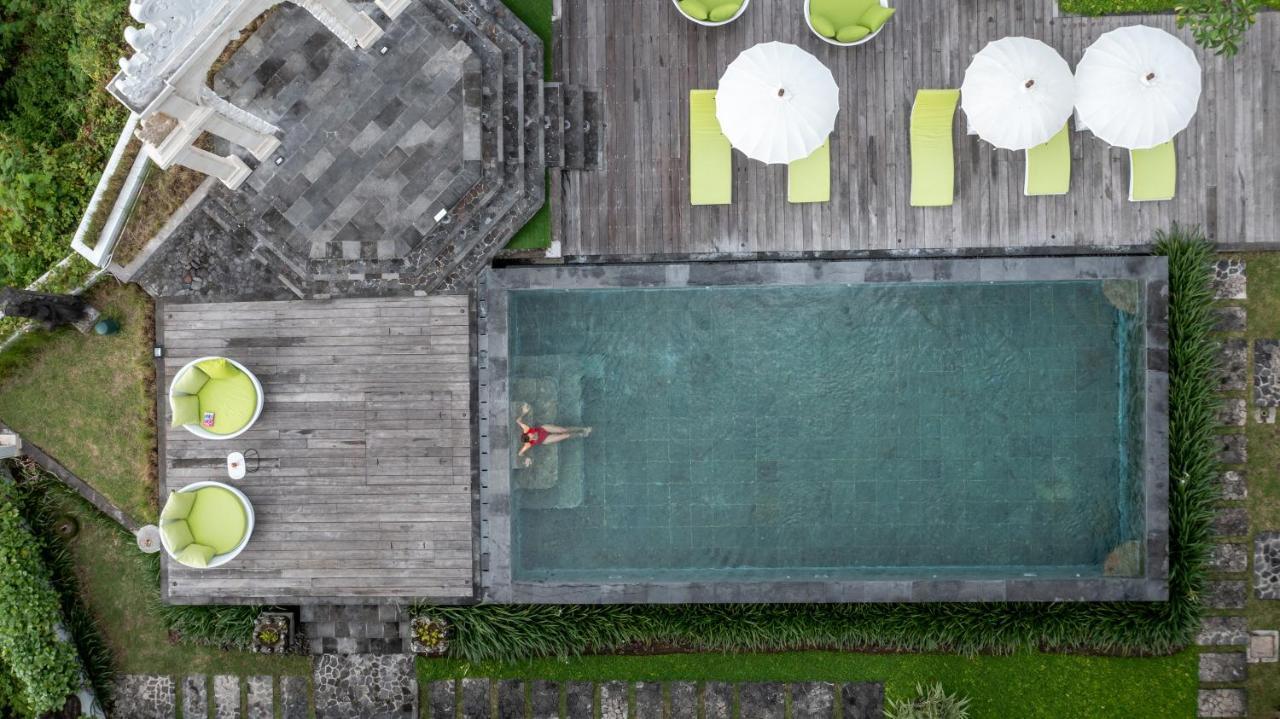Giri Bhagawan Villas & Spa Νούσα Ντούα Εξωτερικό φωτογραφία